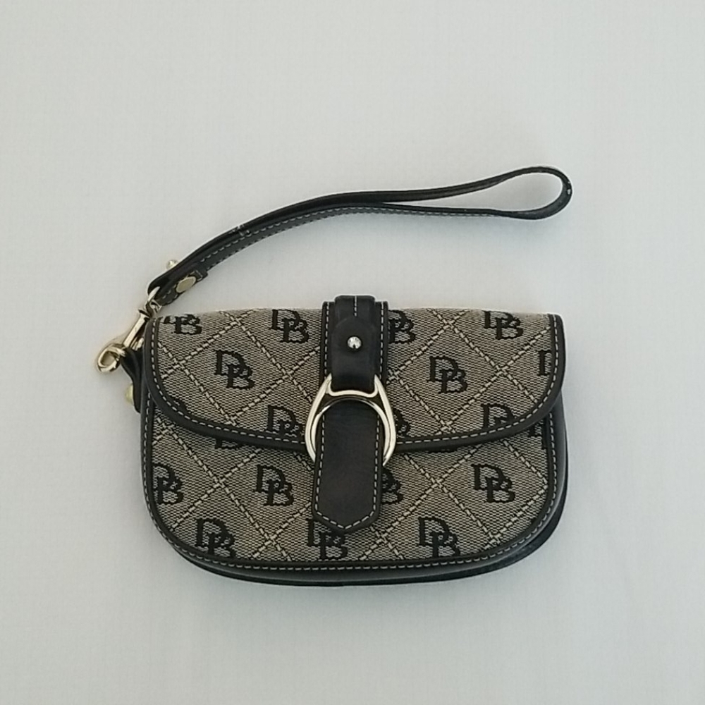Wristlet